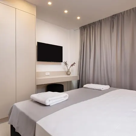 Lovely Apartment In Malinska Apartament