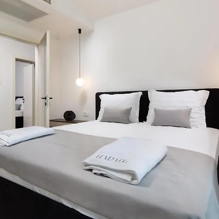 アパート Lovely Apartment In Malinska